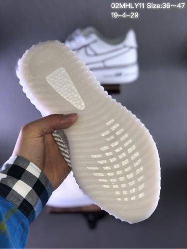 Yeezy 350 Boost V2 shoes AAA Quality-014