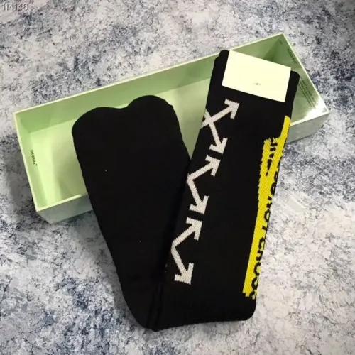 Off White Socks-009