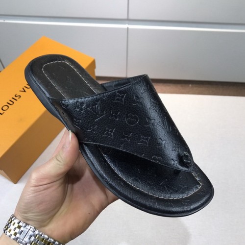 LV men slippers AAA-338(38-45)