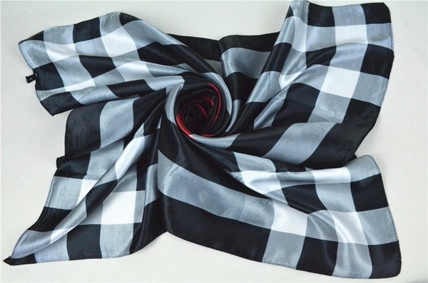 Burberry Silk Scarf AAA-071