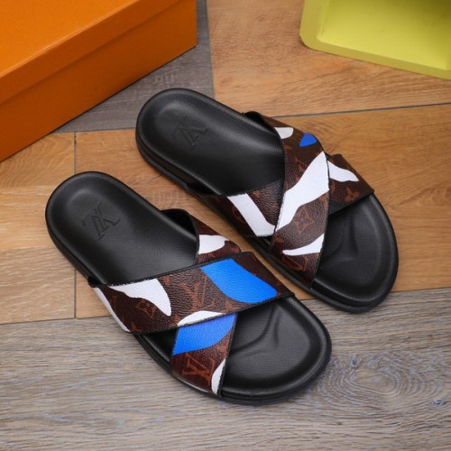 LV men slippers AAA-1018