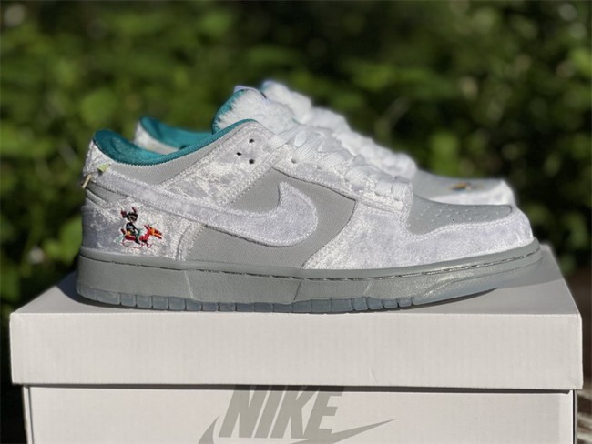 Authentic Nike Dunk Low Ice