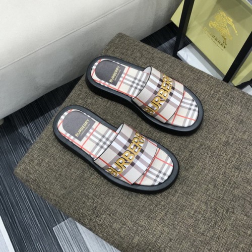 Burberry men slippers AAA-050
