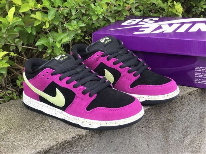 Authentic Nike SB Dunk Low“Red Plum”