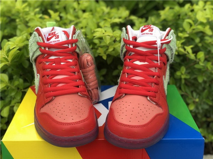 Authentic Nike SB Dunk High “Strawberry Cough”