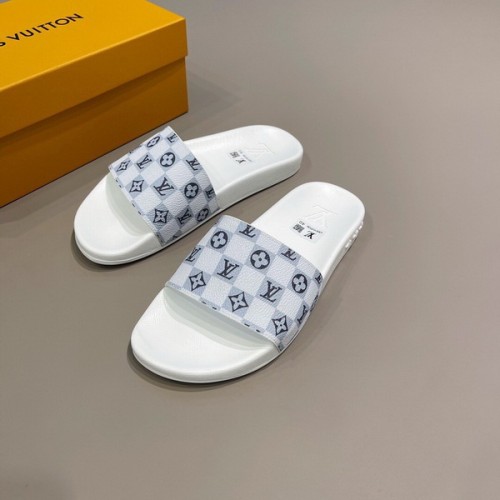 LV women slippers AAA-206