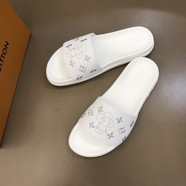 LV men slippers AAA-821