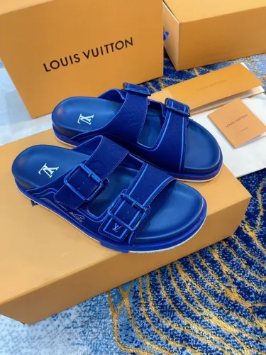 LV Sandals 1：1 Quality-210