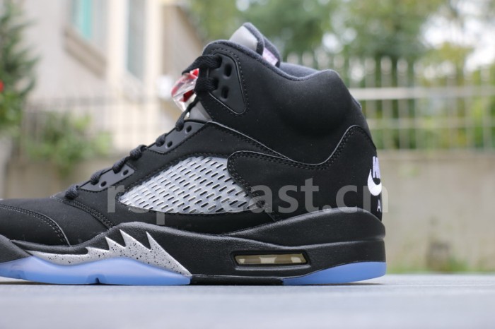 Authentic Air Jordan 5 Retro OG “Black Metallic”