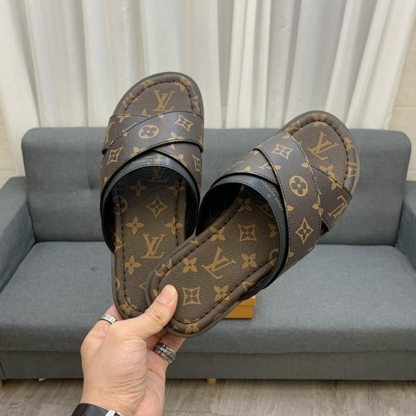 LV men slippers AAA-783