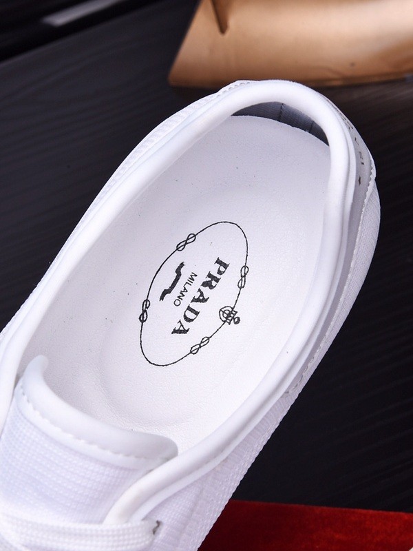 Prada men shoes 1:1 quality-081
