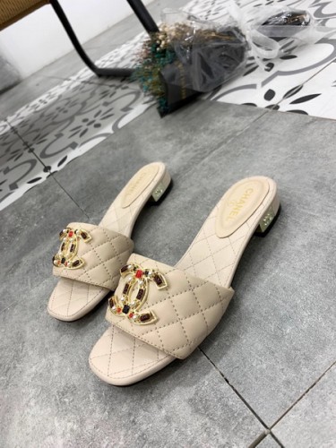 CHNL women slippers AAA-100