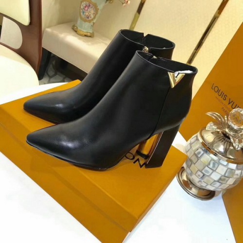 LV Women Shoes 1:1 Quality-007