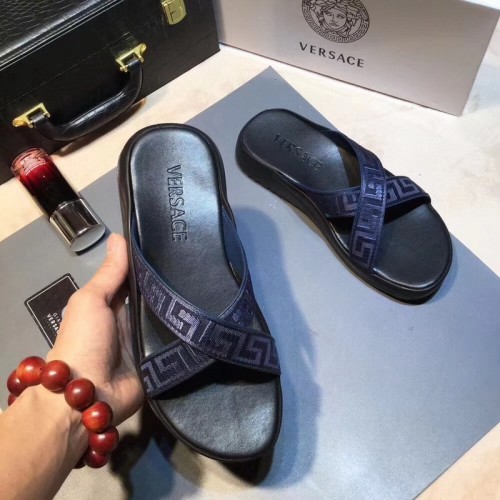 Versace men slippers AAA-099