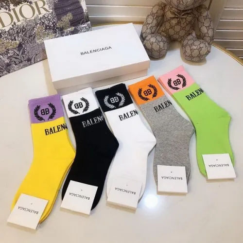 B Socks-025