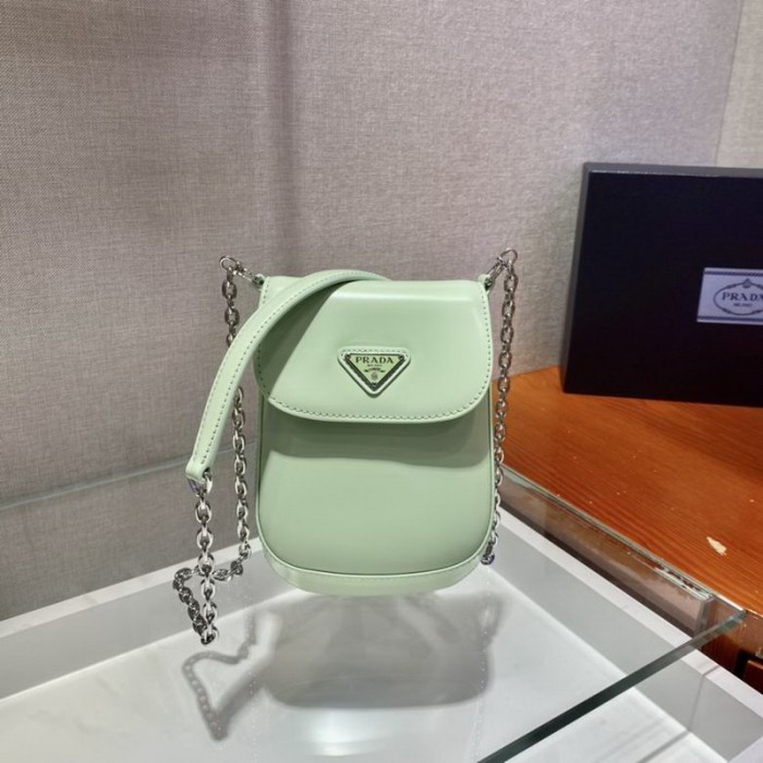 Prada Handbags AAA-003