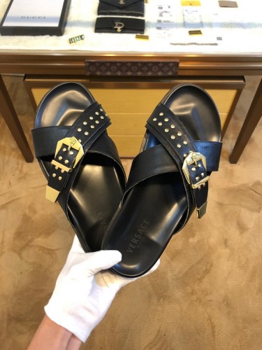 Versace men slippers AAA-149(38-45)