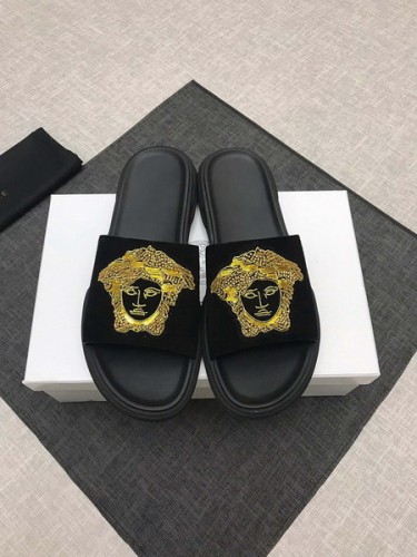 Versace men slippers AAA-153(38-44)