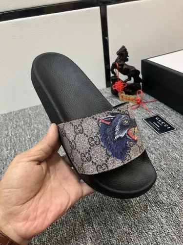 G women slippers AAA-227