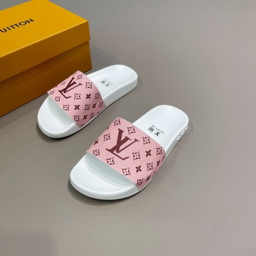 LV women slippers AAA-212