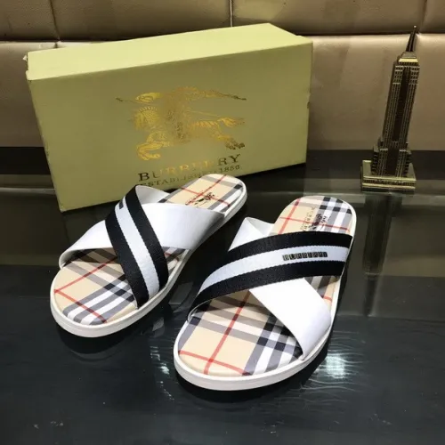 Burberry men slippers AAA-024