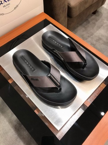 Prada men slippers AAA-009