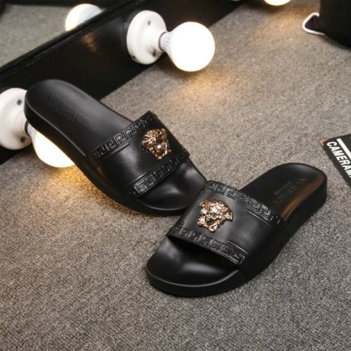 Versace women slippers AAA-004