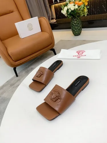 Versace women slippers 1：1-078