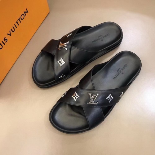 LV men slippers AAA-792