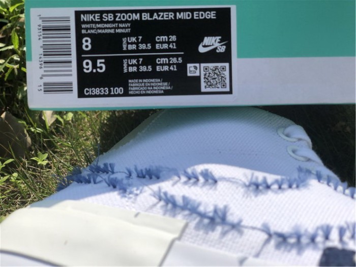Authentic Nike SB Zoom Blazer Mid Edge  White