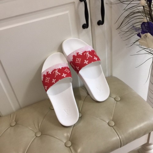 LV women slippers AAA-164