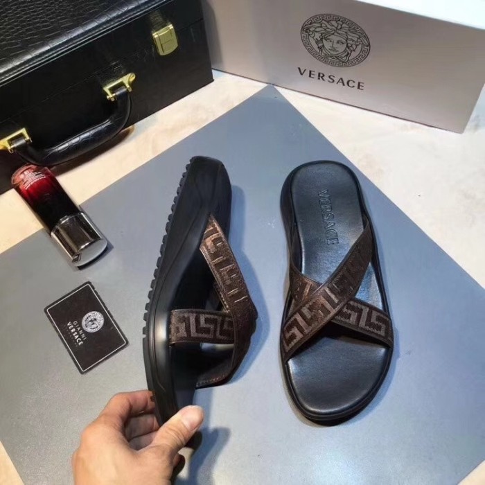 Versace men slippers AAA-098