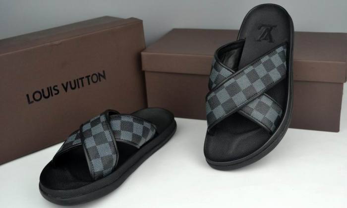 LV men slippers AAA-090(38-47)