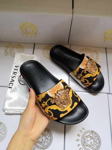 Versace men slippers AAA-206(38-46)