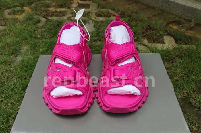 Super Max B Sandals-001