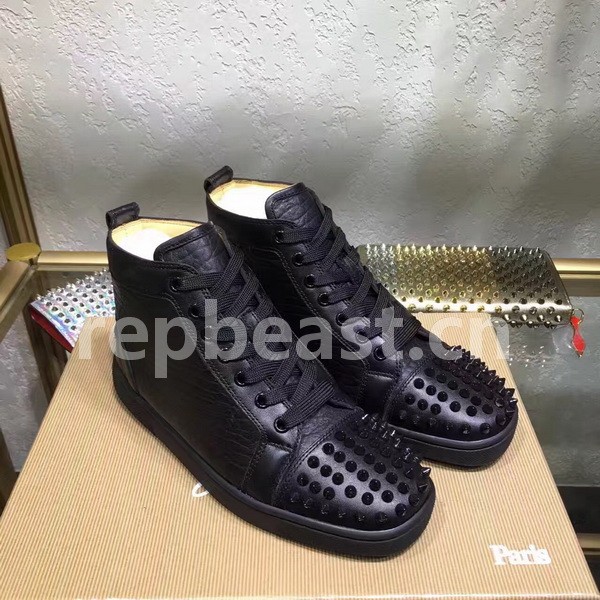 Super Max Christian Louboutin Shoes-605