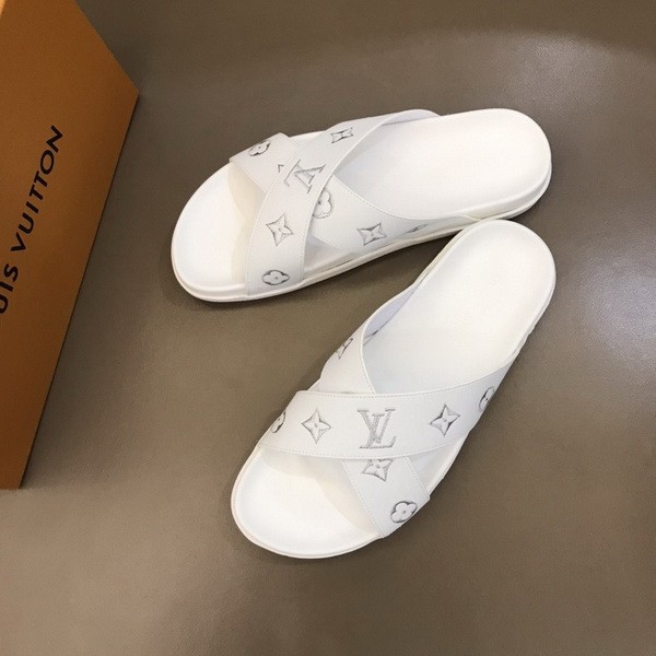 LV men slippers AAA-832