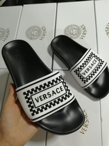 Versace men slippers AAA-210(38-46)