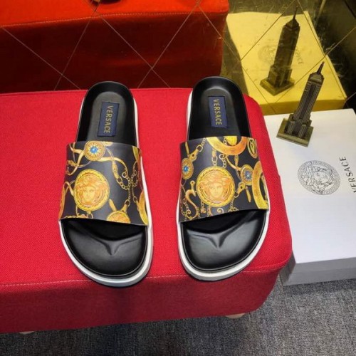 Versace men slippers AAA-155(38-44)