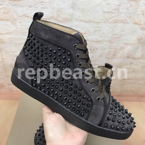 Super Max Christian Louboutin Shoes-557