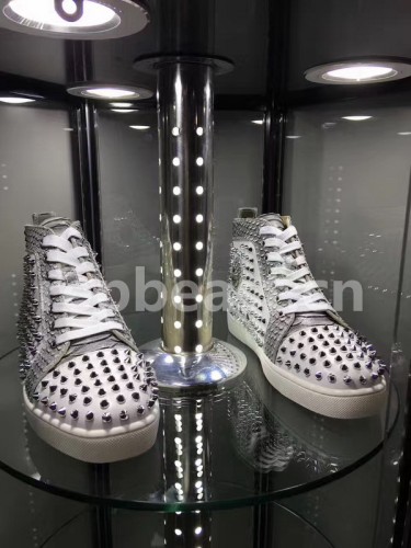 Super Max Christian Louboutin Shoes-707