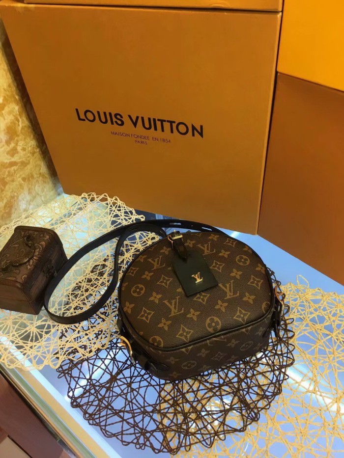 LV Hangbags AAA-108