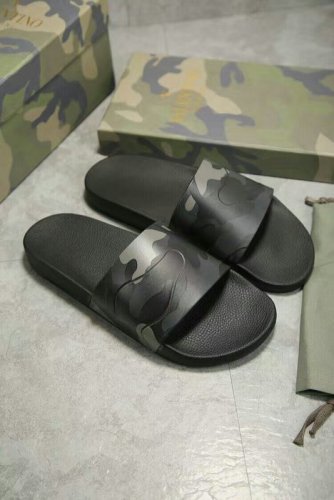 VT Men slippers AAA-010