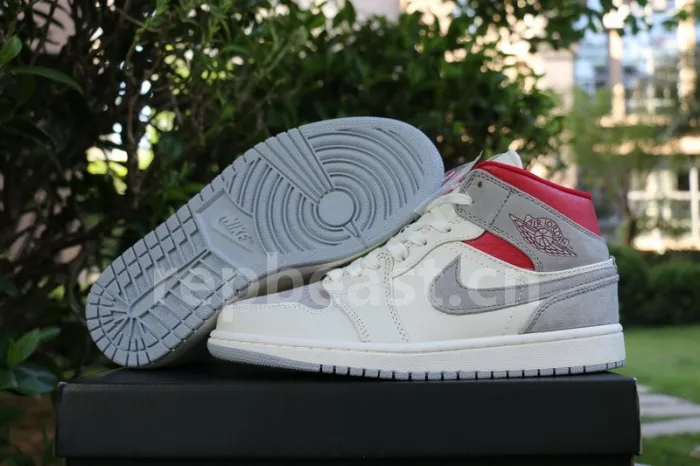 Authentic SNS x Air Jordan 1 Mid GS