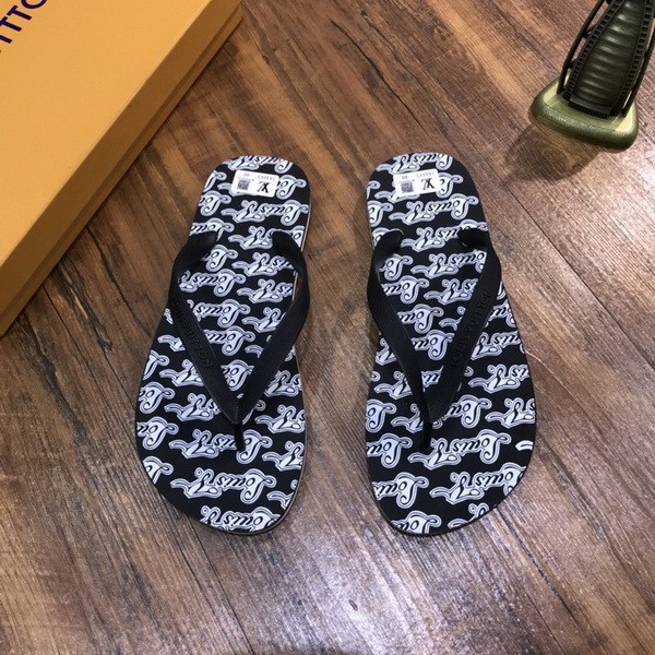 LV men slippers AAA-581