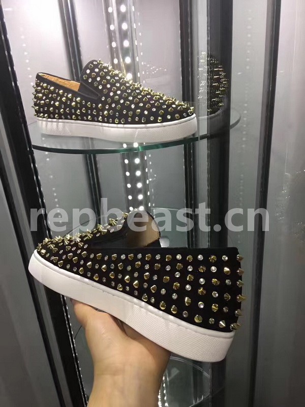 Super Max Christian Louboutin Shoes-678
