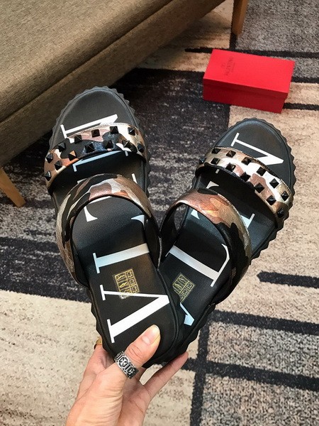 VT Men slippers AAA-038