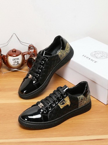 Versace Men Shoes 1：1 Quality-573