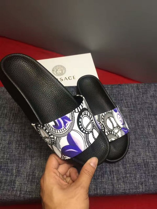 Versace men slippers AAA-092