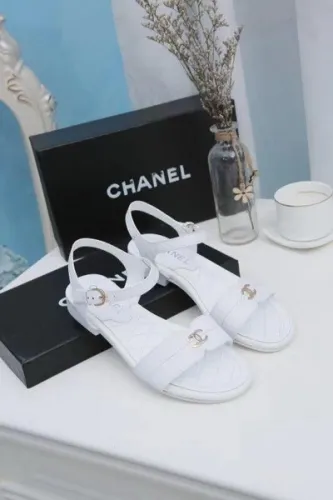 CHNL women slippers AAA-136